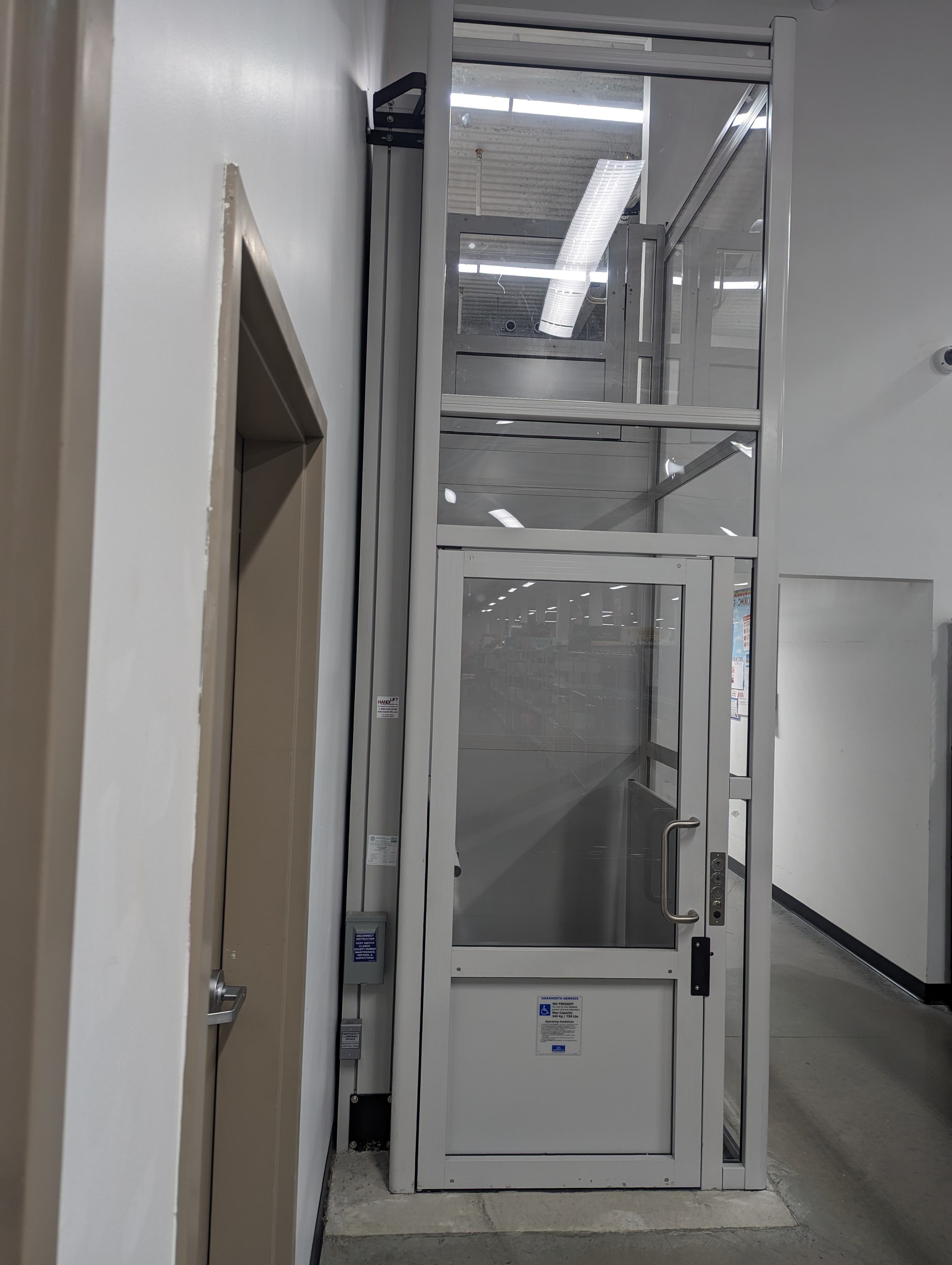 PXL 20230830 212445156