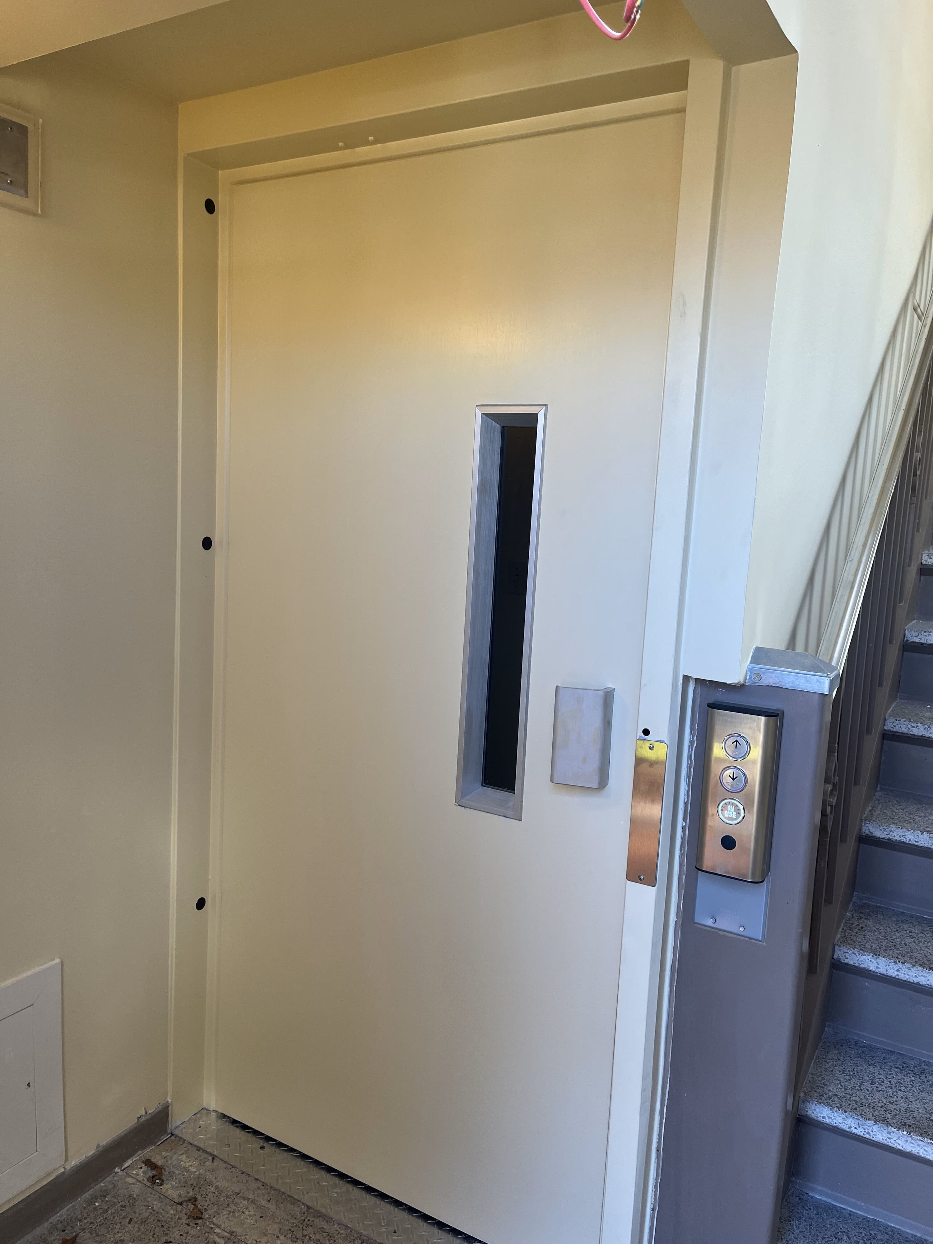 Custom Enclosure Vertical Platform Wheelchair Lifts 24
