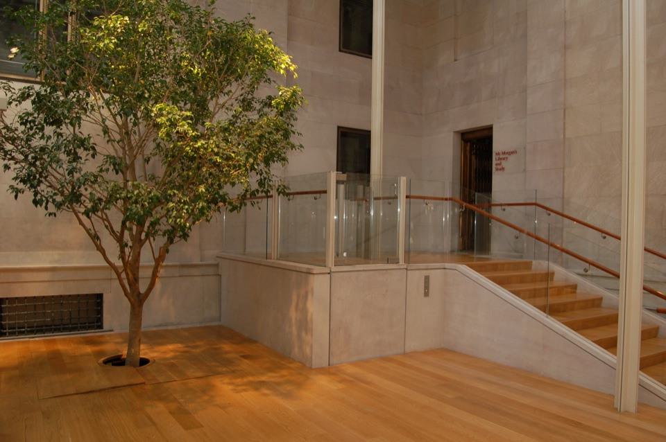 Handi Lift Pierpont Morgan 11 1
