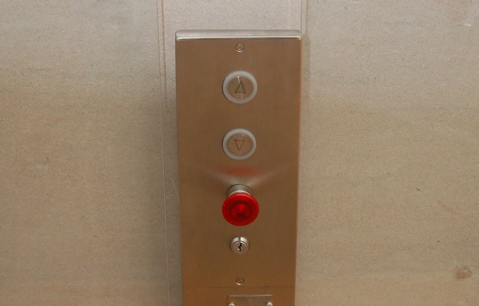 Handi Lift Pierpont Morgan 4 1