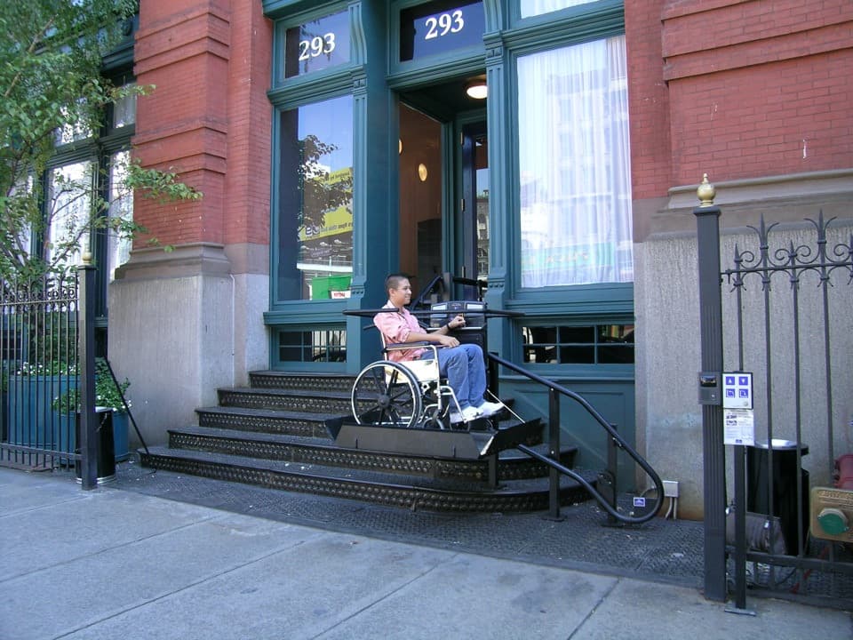 Handi Lift Puck Building 11